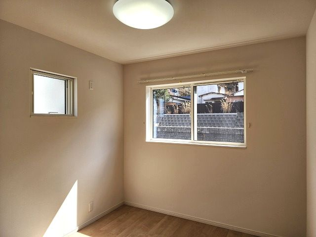 高知市介良中野団地西棟　新築戸建ての洋室|２F：5.3洋室