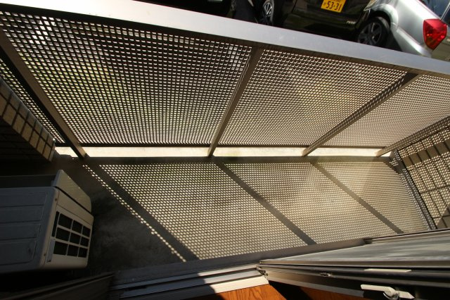 川口市西青木１丁目のアパートのバルコニー