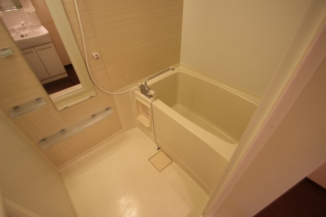 川口市西青木１丁目のアパートの浴室