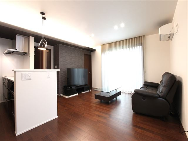 【居間・リビング】の画像