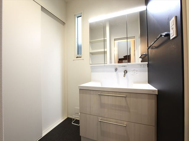 【独立洗面台】の画像