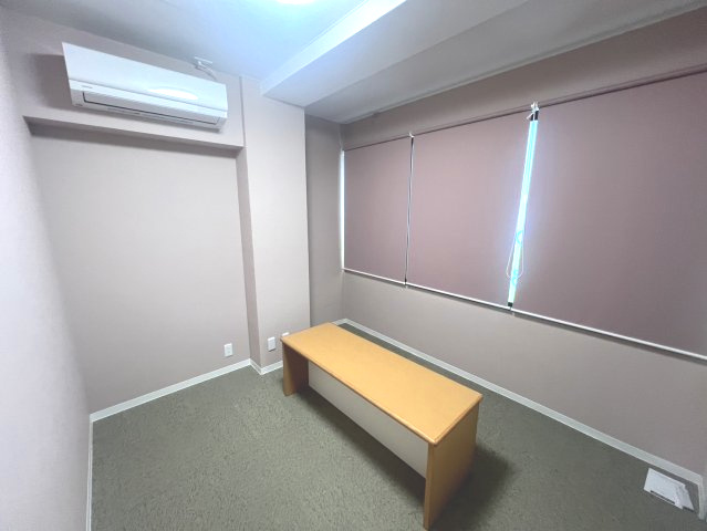 御幸ビルの内装