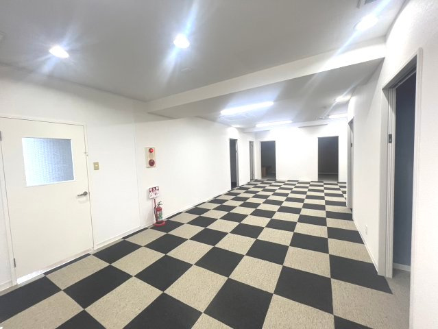 御幸ビルの内装