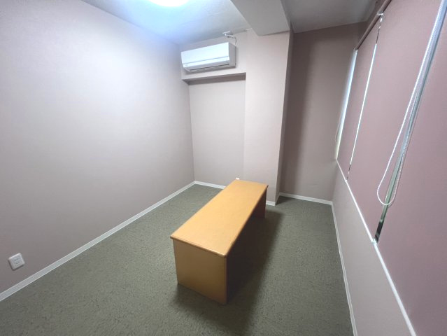 御幸ビルの内装