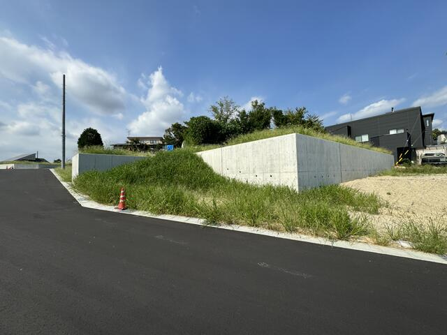 日進市藤塚6丁目　G区画の前面道路含む現地写真