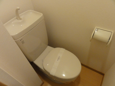 【トイレ】 | コンフォートベネフィス高宮６ | 別号室の写真になります。現況優先。