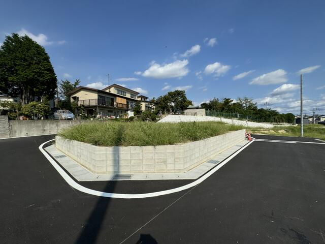 日進市藤塚6丁目　L区画の前面道路含む現地写真