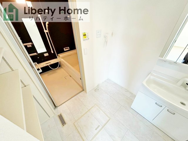 潮来市日の出23-3期　１号棟　新築戸建の脱衣所