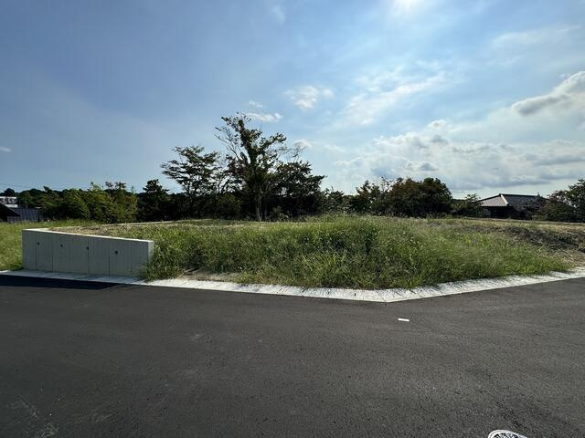 日進市藤塚6丁目　O区画の前面道路含む現地写真