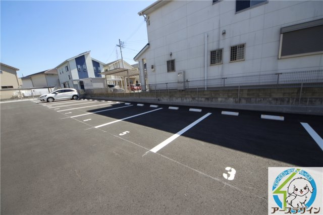 メゾン　ポルテ・ボヌール尾上の駐車場|駐車場完備です