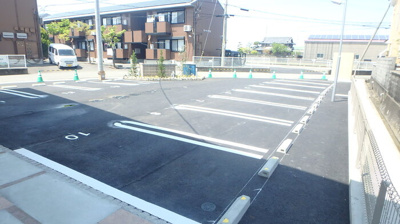 【駐車場】 | シャンデリア