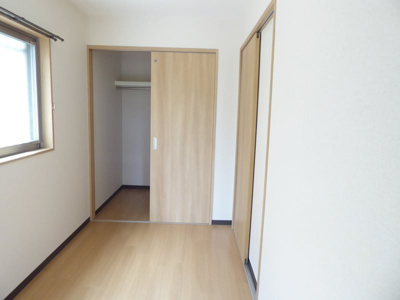  | フォレスティー