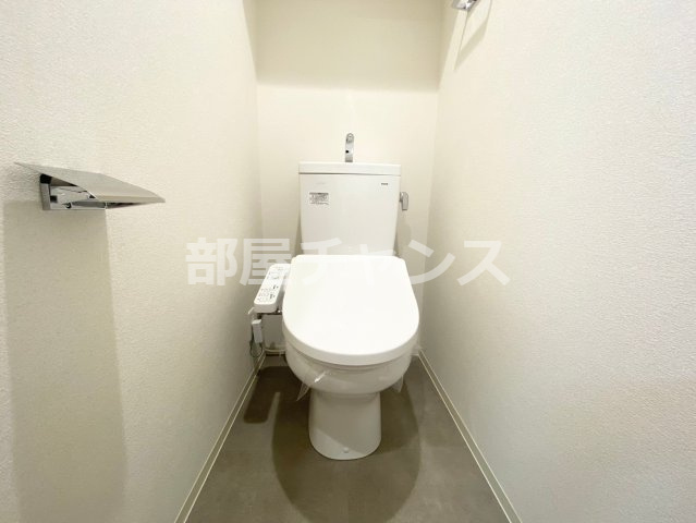 プレサンス大須観音ビザリアのトイレ