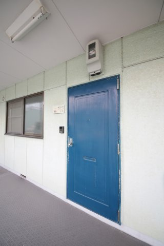 グリーンヒル巽ヶ丘Ａ棟のエントランス