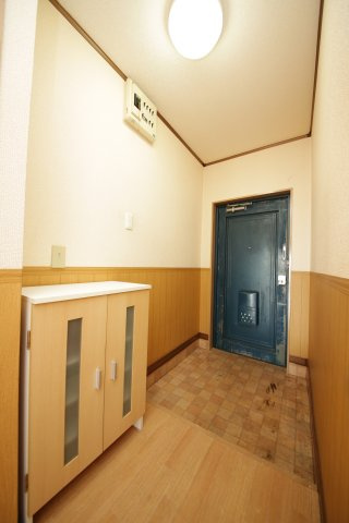 グリーンヒル巽ヶ丘Ａ棟の玄関