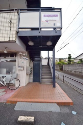 【エントランス】 | ビーハイブ