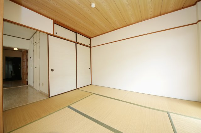 グリーンヒル巽ヶ丘Ａ棟の和室