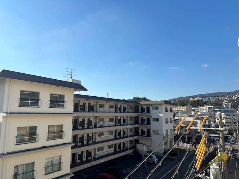 鐘紡夙川台マンションの展望|大変眺めが良いです。是非、現地でご確認ください。
