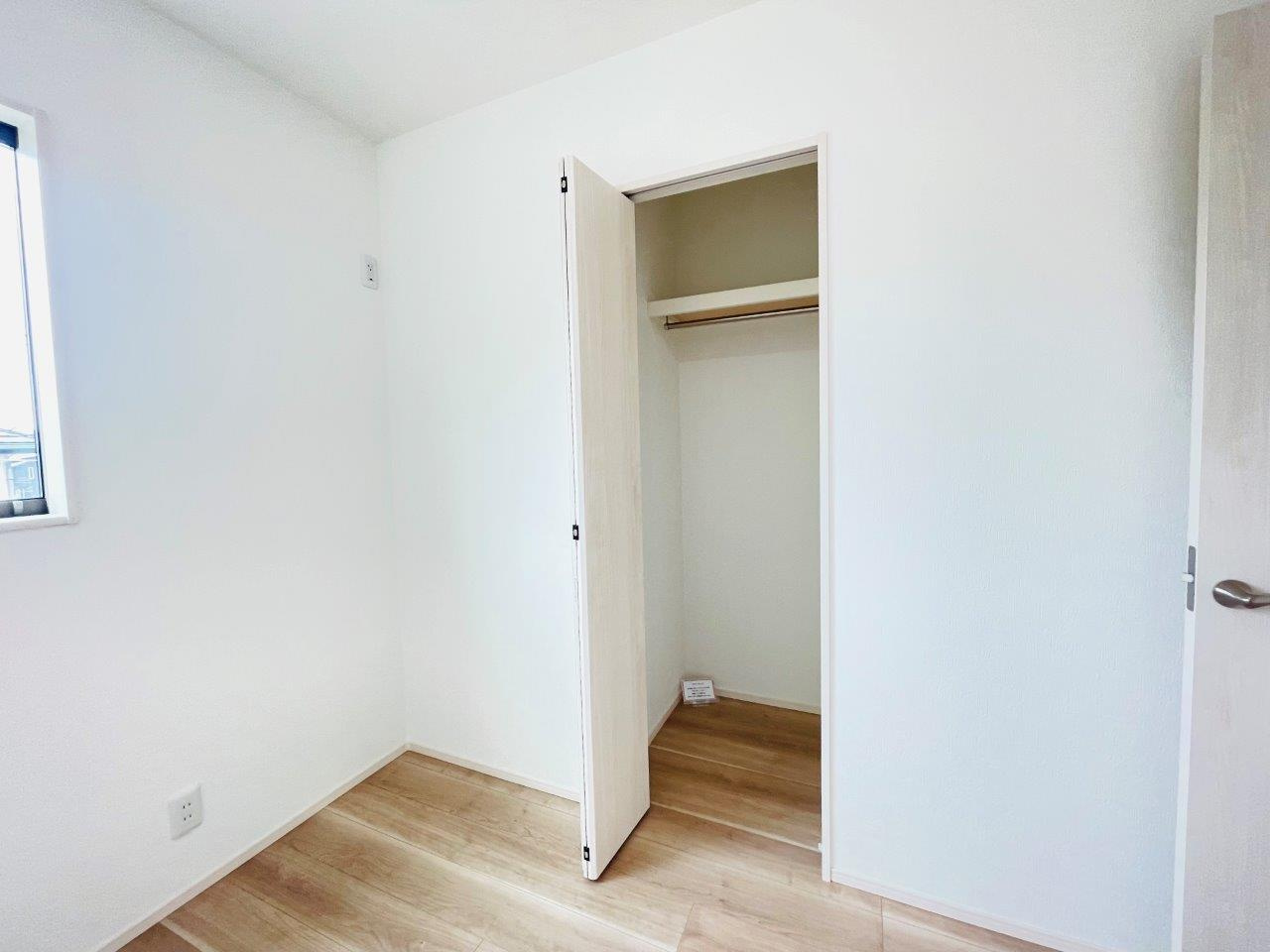 岡崎市百々町第1　新築分譲住宅　全3棟　1号棟の収納|豊富な数のクローゼットには、衣類、日用品、家族の思い出まで大切に保管できます♪