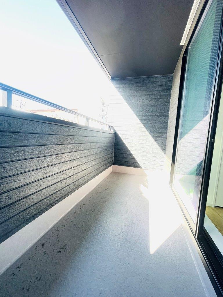 岡崎市百々町第1　新築分譲住宅　全3棟　1号棟のバルコニー|使い道は様々♪2か所あるインナーバルコニー
