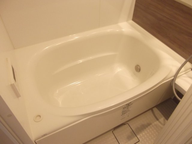 グランデール新丸子の浴室