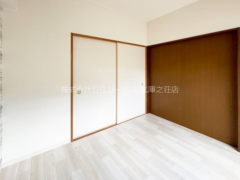 ラ・サンシャインの洋室|きれいな洋室です