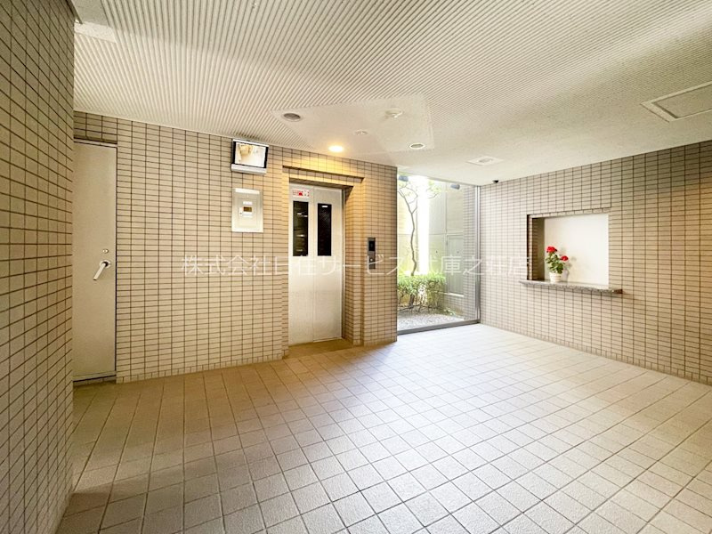 ラ・サンシャインのロビー|清潔なロビーです