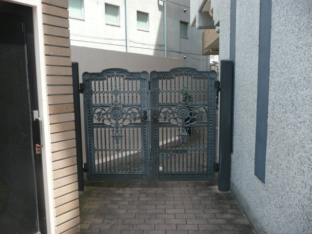 フェンテ武庫之荘のその他共用部分|門扉