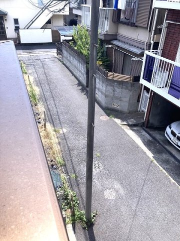 白山4丁目貸家の駐車場