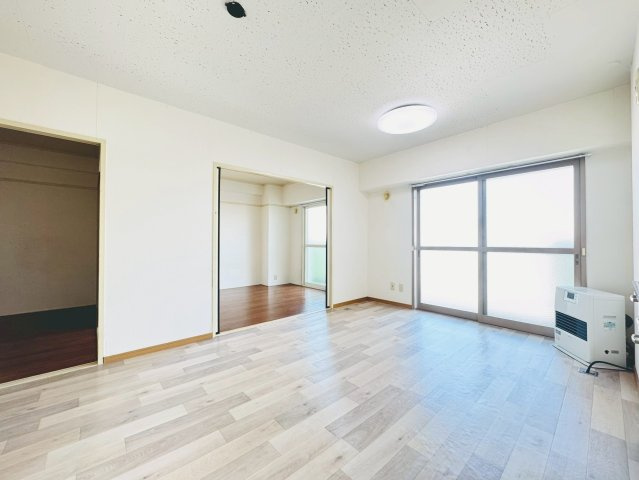 【居間・リビング】 | 豊平アシュウ | ゆったりとしたリビングです