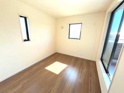 【洋室】 | 知多郡南知多町内海　新築戸建 | 日当たりも良く自然な光を取り込みプライベートな空間もリラックスして過ごせます。