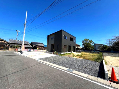 【前面道路含む現地写真】 | 知多郡南知多町内海　新築戸建 | 前面道路