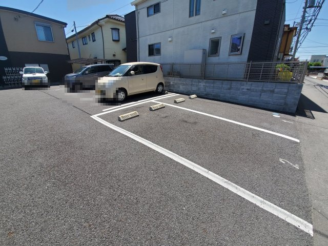 CHACOTT（チャコット）の駐車場
