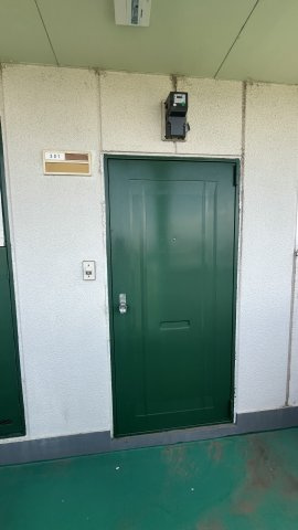 コーポ平田の玄関