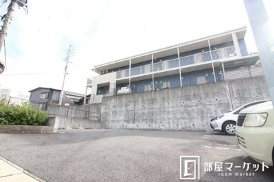 【駐車場】 | イーストリバー広川