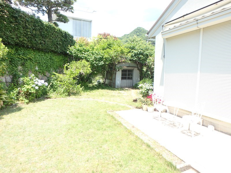 山芦屋町土地（古家付き）のその他|お庭