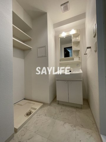 CITYSPIRE鶴見の洗面所