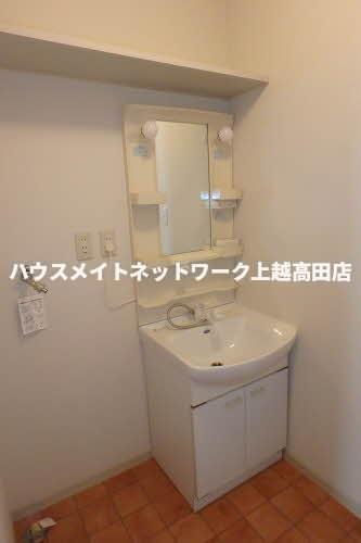 シャルマン城東Ⅱの独立洗面台|洗髪洗面化粧台