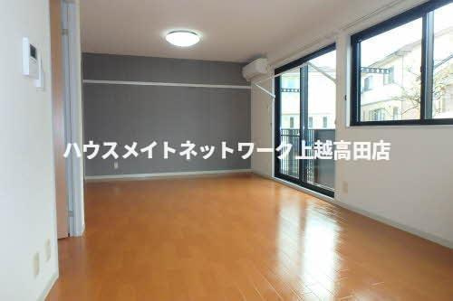 シャルマン城東Ⅱの居間・リビング|ＬＤＫ12.8帖