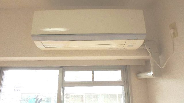 六甲道シティハウスの設備|エアコンがついています