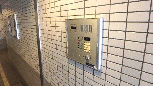 六甲道シティハウスのセキュリティ|オートロックです