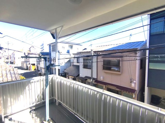 下河原通3丁目貸家のバルコニー|落ち着いた時間を過ごせるバルコニーです