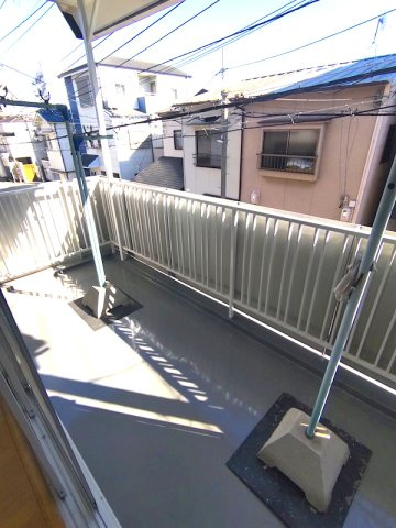 下河原通3丁目貸家のバルコニー|広々としたバルコニーです