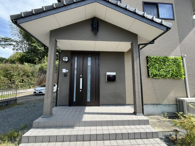 東陽町南戸建の玄関