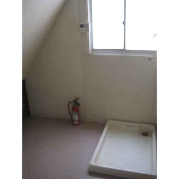 五毛通３丁目貸家|洗面室