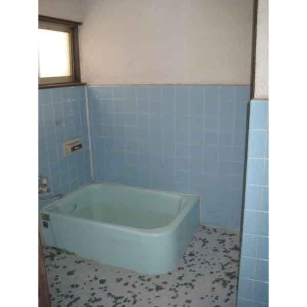 五毛通３丁目貸家の浴室