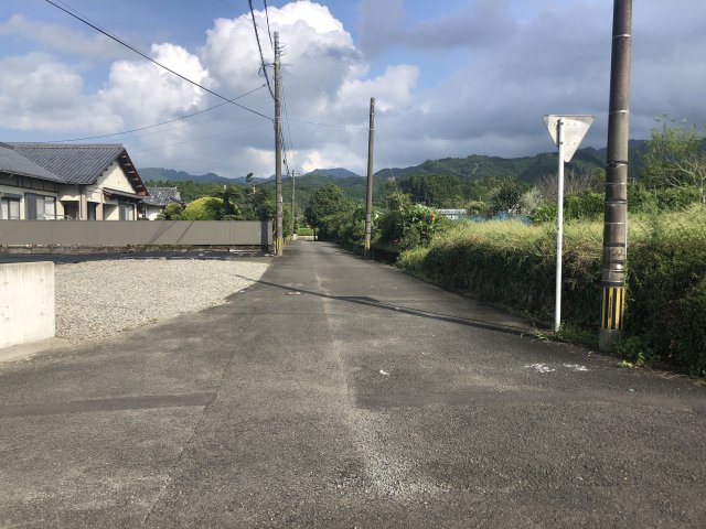 【前面道路含む現地写真】 | 豊満町 250万円
