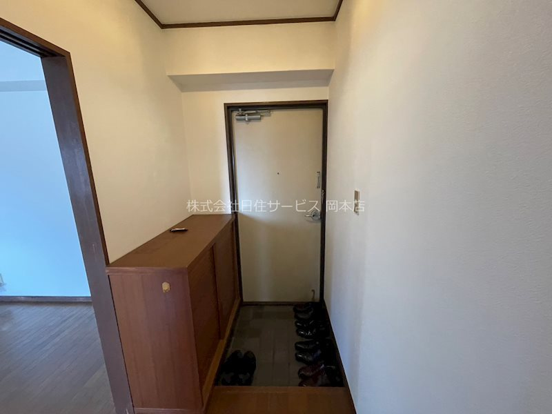 グリーンハイツ御影の玄関|玄関・下駄箱あり