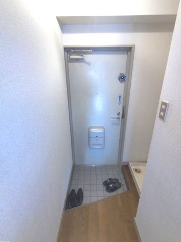 プラタナス・アベニューの玄関|毎日通る玄関はこちらです