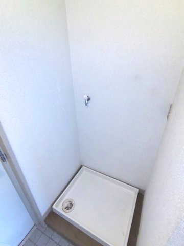 プラタナス・アベニューのその他|室内洗濯機置き場です